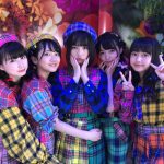 【卒業生】【朗報】AKB48さん「365日の紙飛行機」以来4年ぶりに一般人に曲が知られる！！！！！！「最強ツインテール」が女子中高生に大ブーム