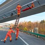 【中国】【速報】中国で高速道路の橋桁落下。3人死亡  [279771991]