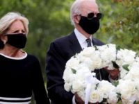 【アメリカ】【画像】黒マスクを着用したバイデン米大統領候補、2ヶ月ぶりに姿を現す