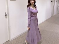 【女子アナ】【画像】パンティラインが浮いて見える女子アナが見つかる